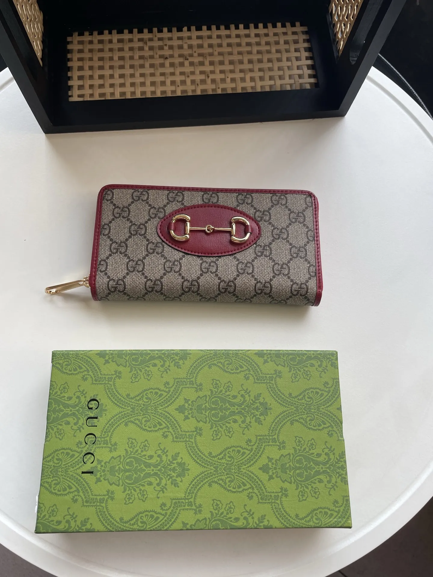 Gucci Wallets & Purse-575