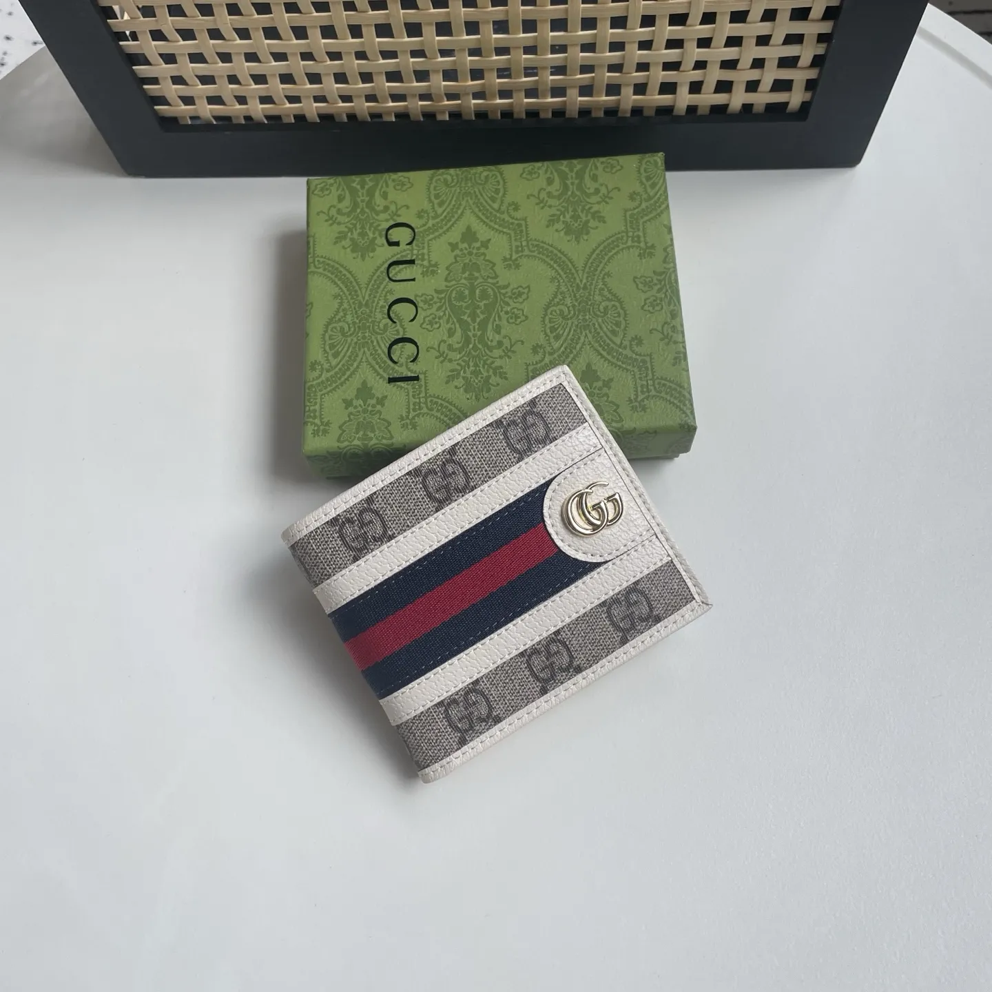 Gucci Wallets & Purse-580