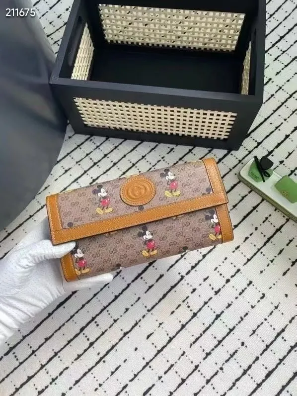 Gucci Wallets & Purse-605