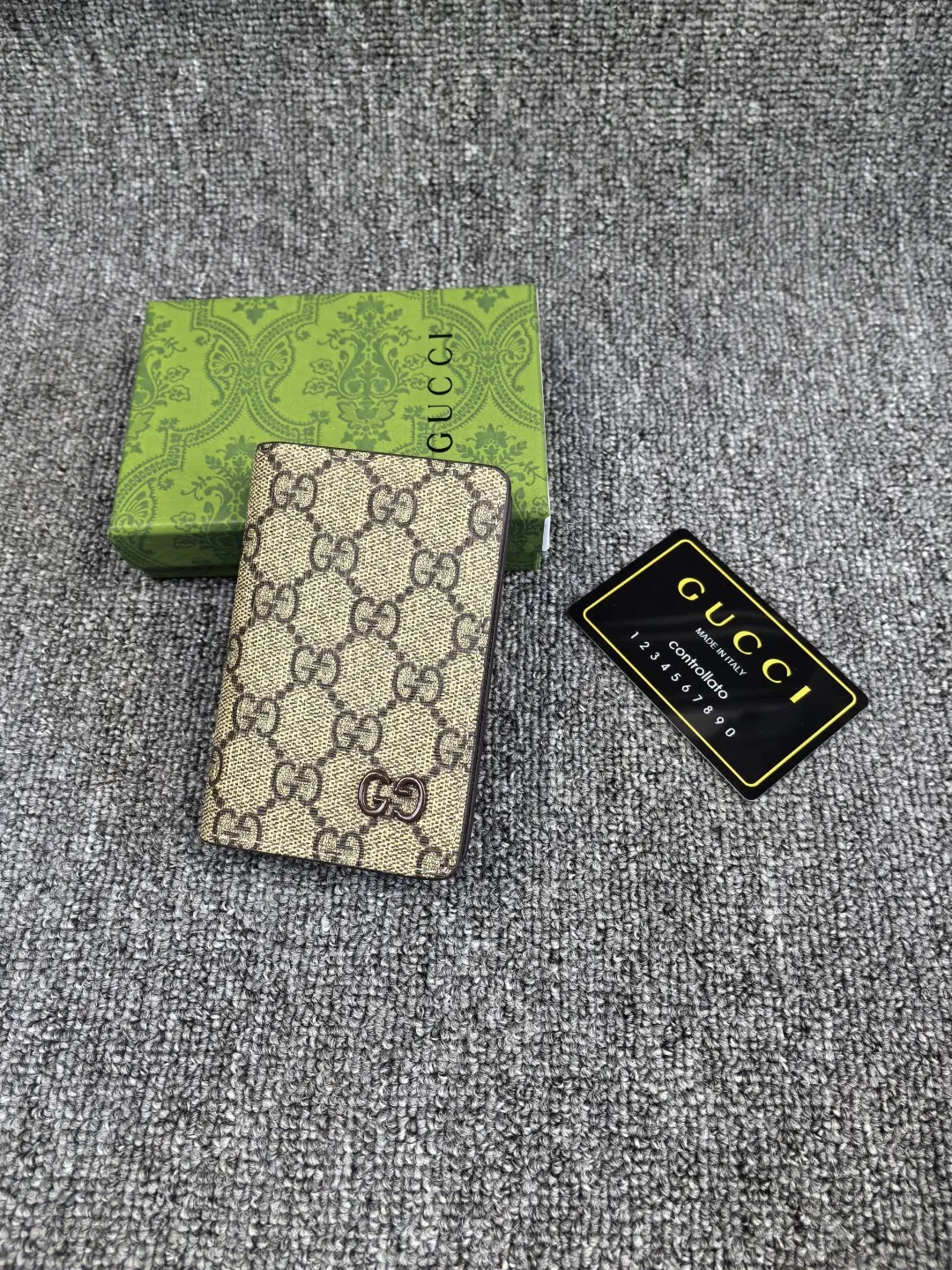 Gucci Wallets & Purse-609