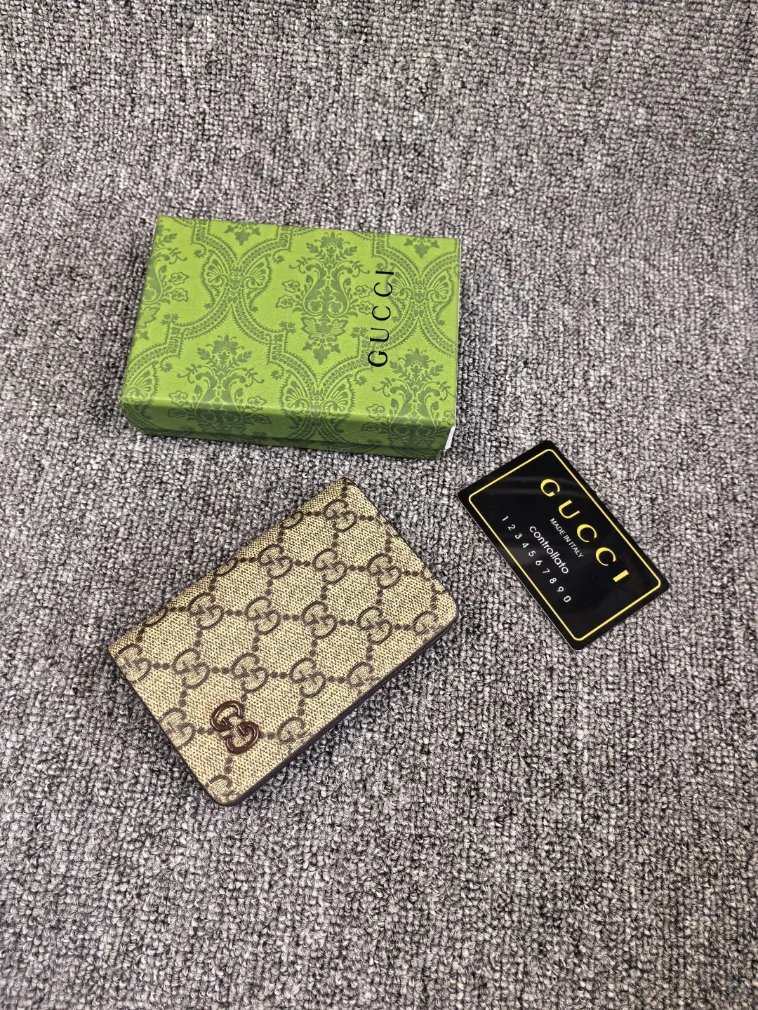 Alternative view of Gucci Wallets & Purse-609