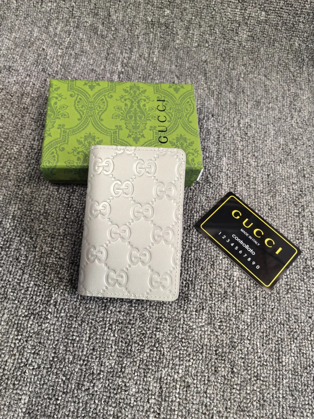 Gucci Wallets & Purse-613
