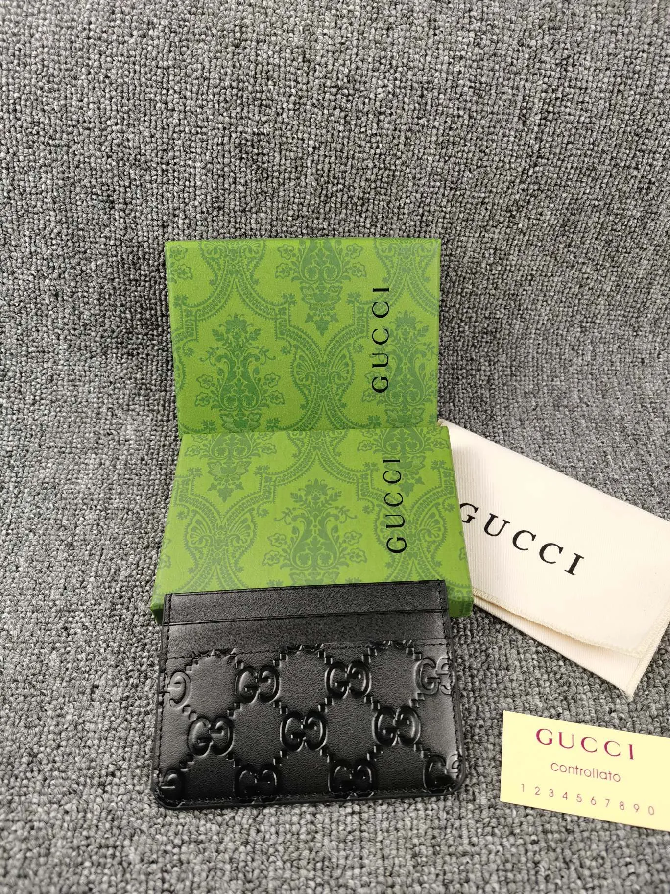 Gucci Wallets & Purse-618