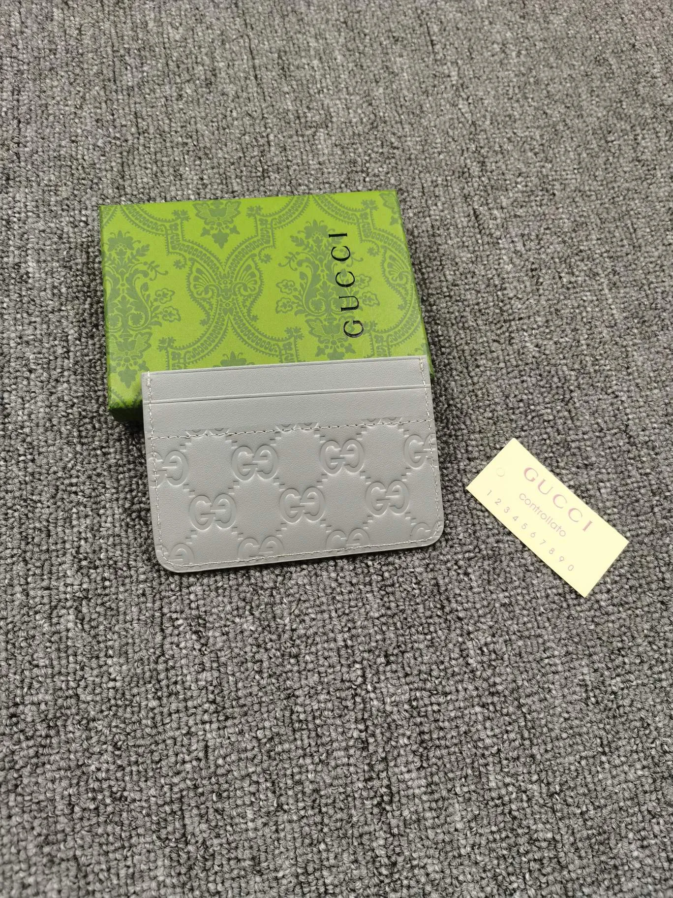 Gucci Wallets & Purse-621