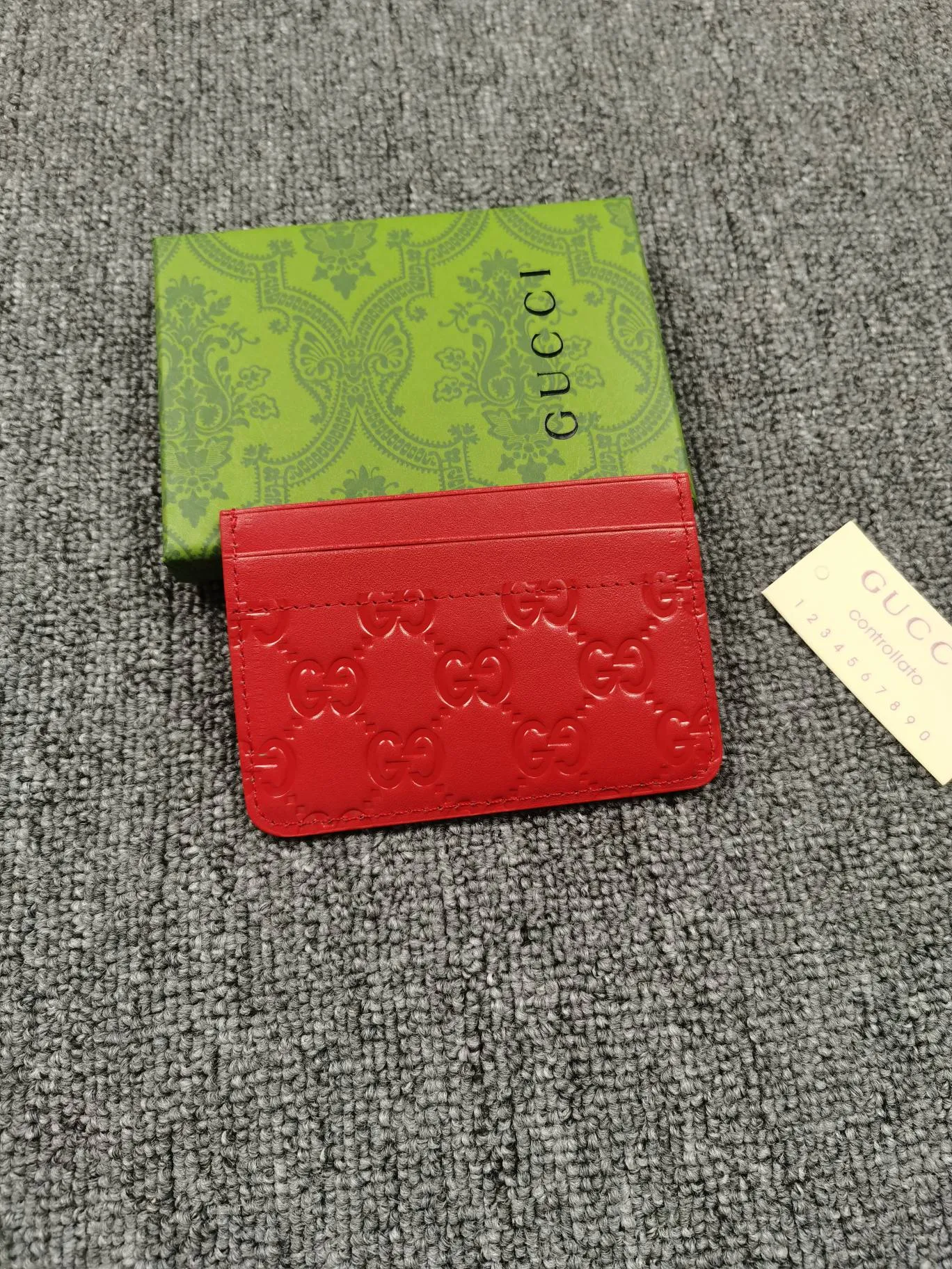 Gucci Wallets & Purse-623