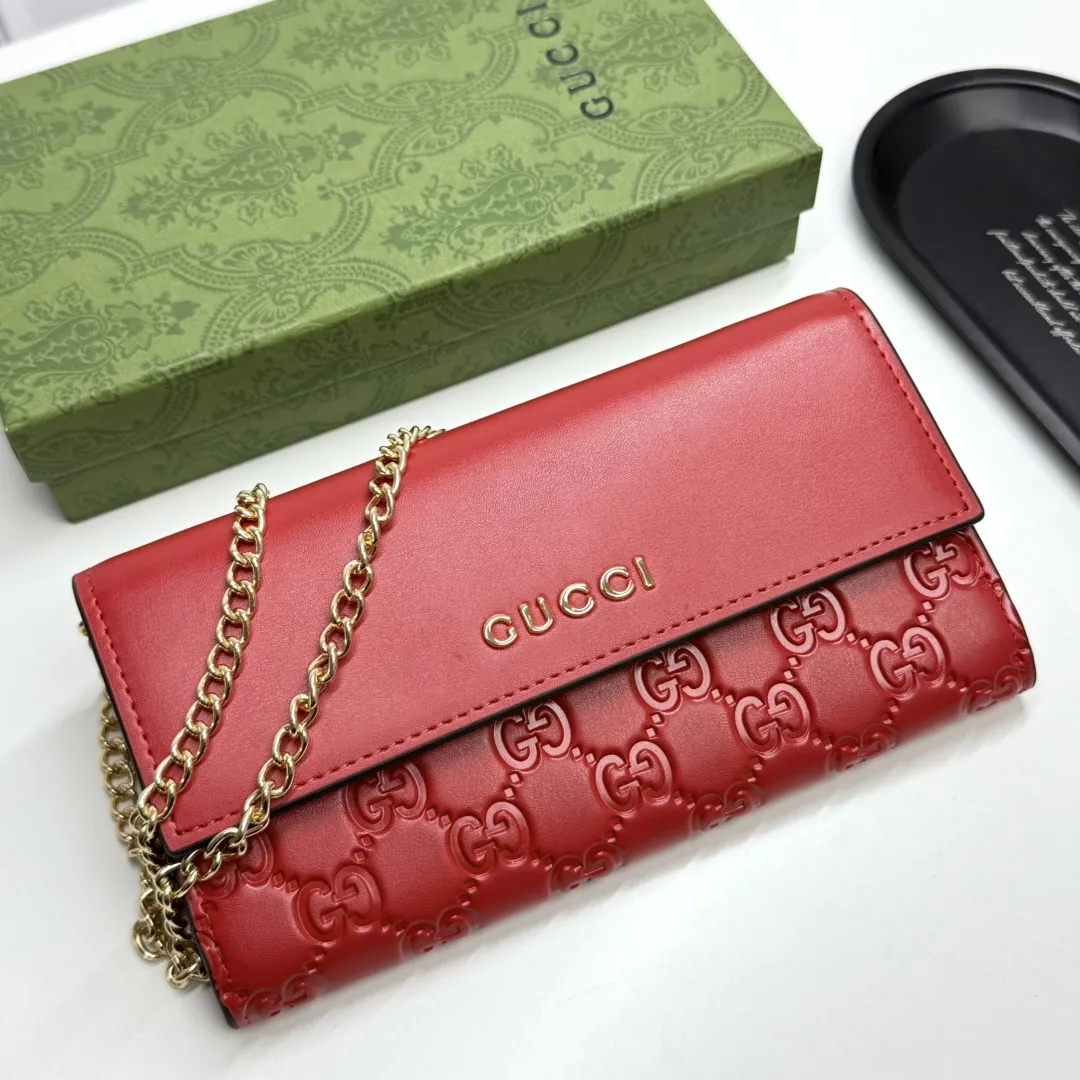 Gucci Wallets & Purse-626