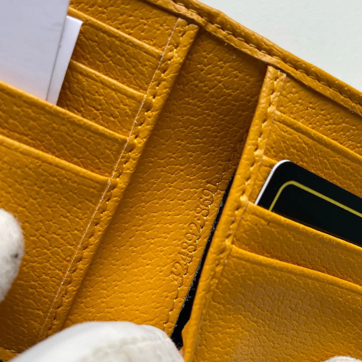 Gucci Wallets & Purse-647 - Image 6