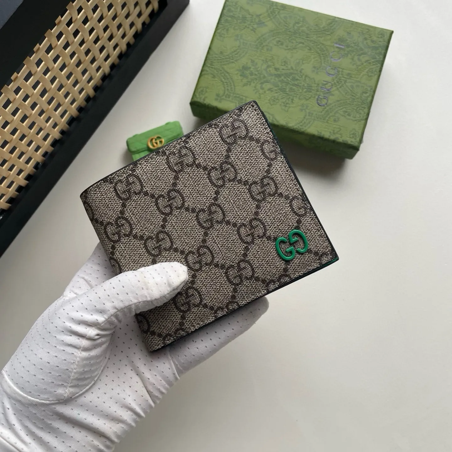 Alternative view of Gucci Wallets & Purse-649