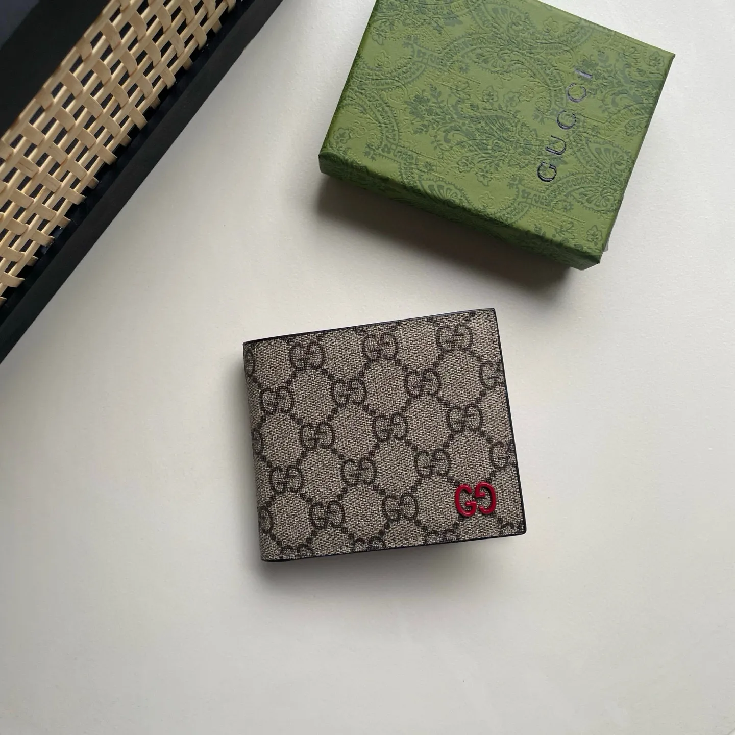 Gucci Wallets & Purse-651