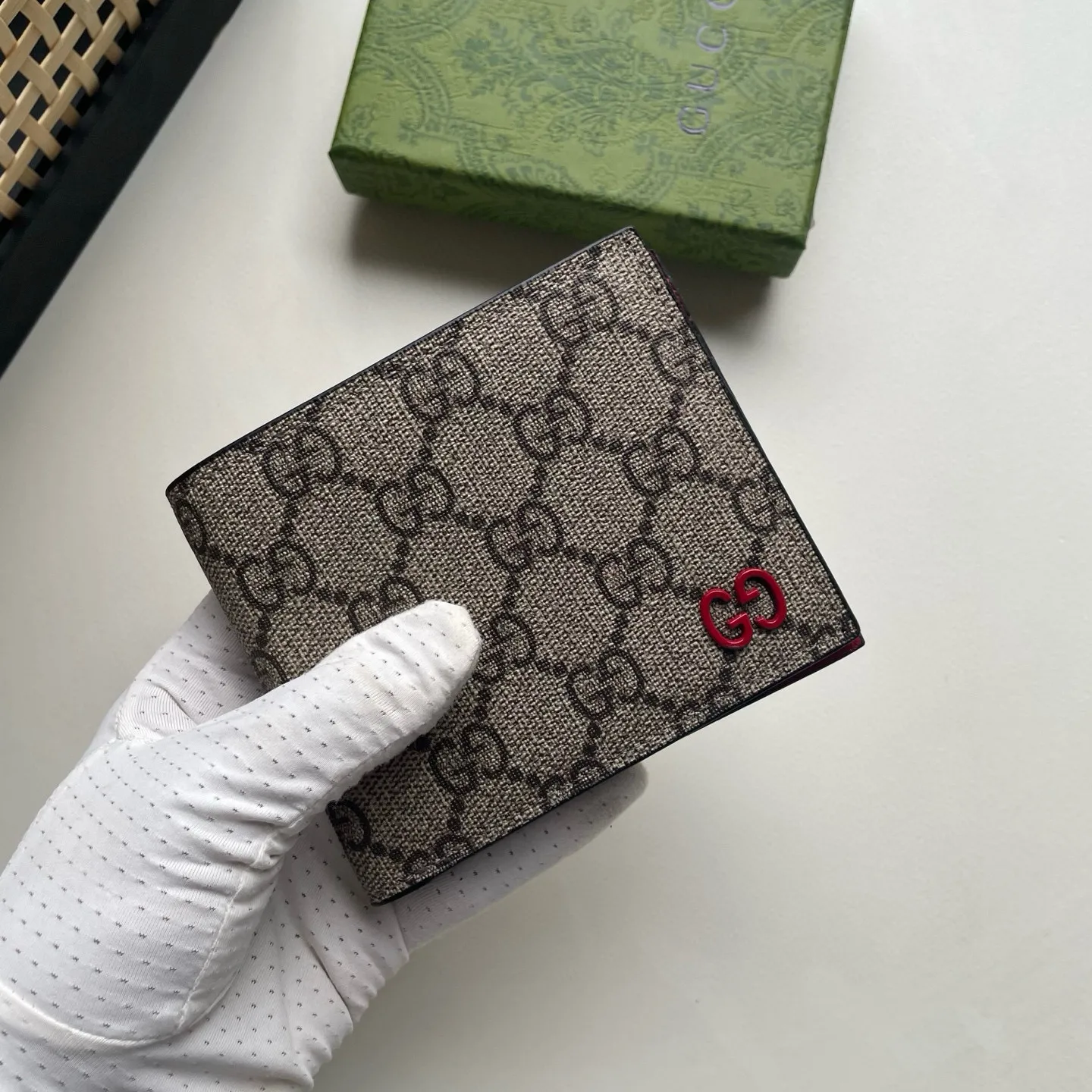 Alternative view of Gucci Wallets & Purse-651