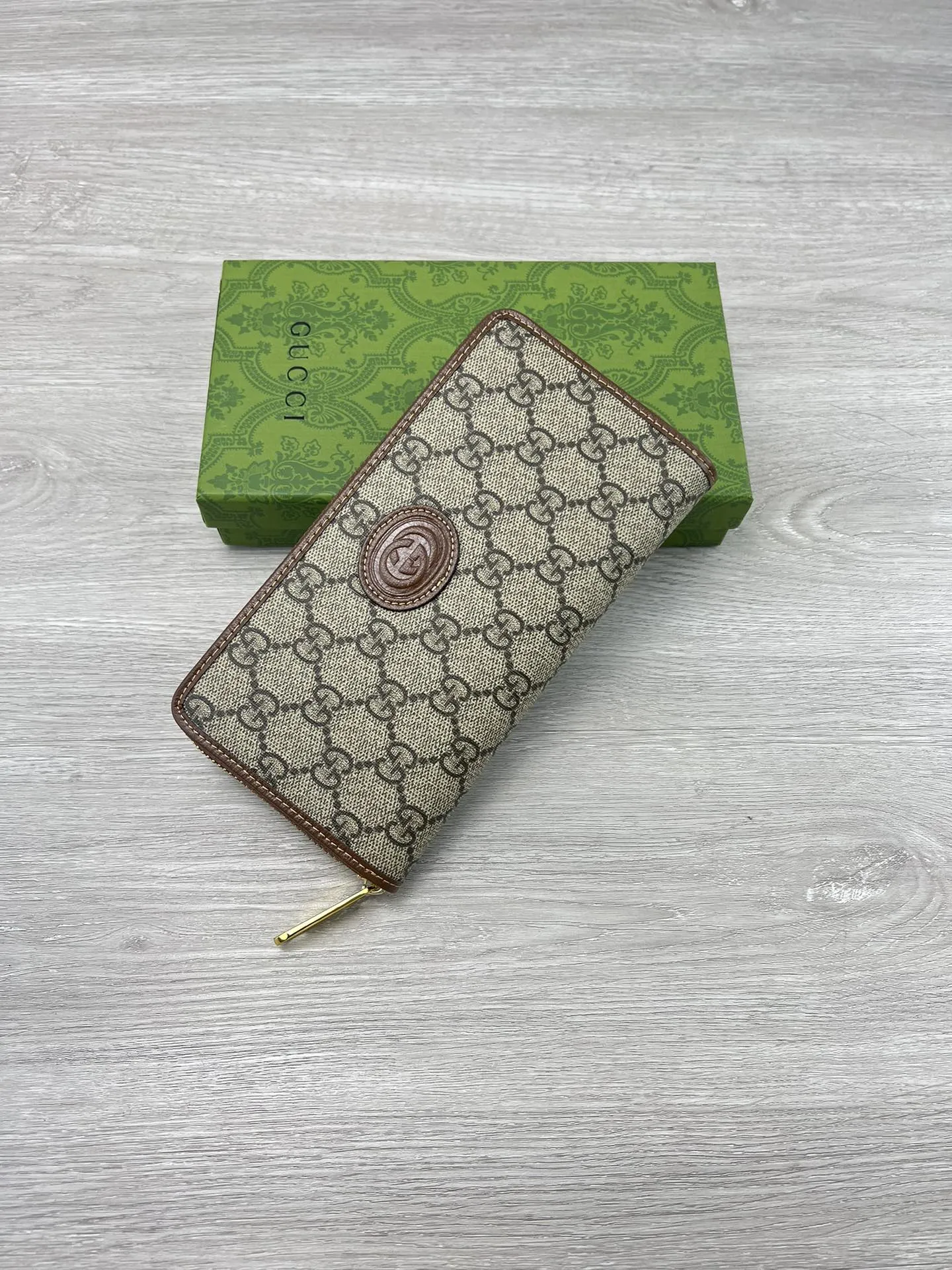 Alternative view of Gucci Wallets & Purse-666