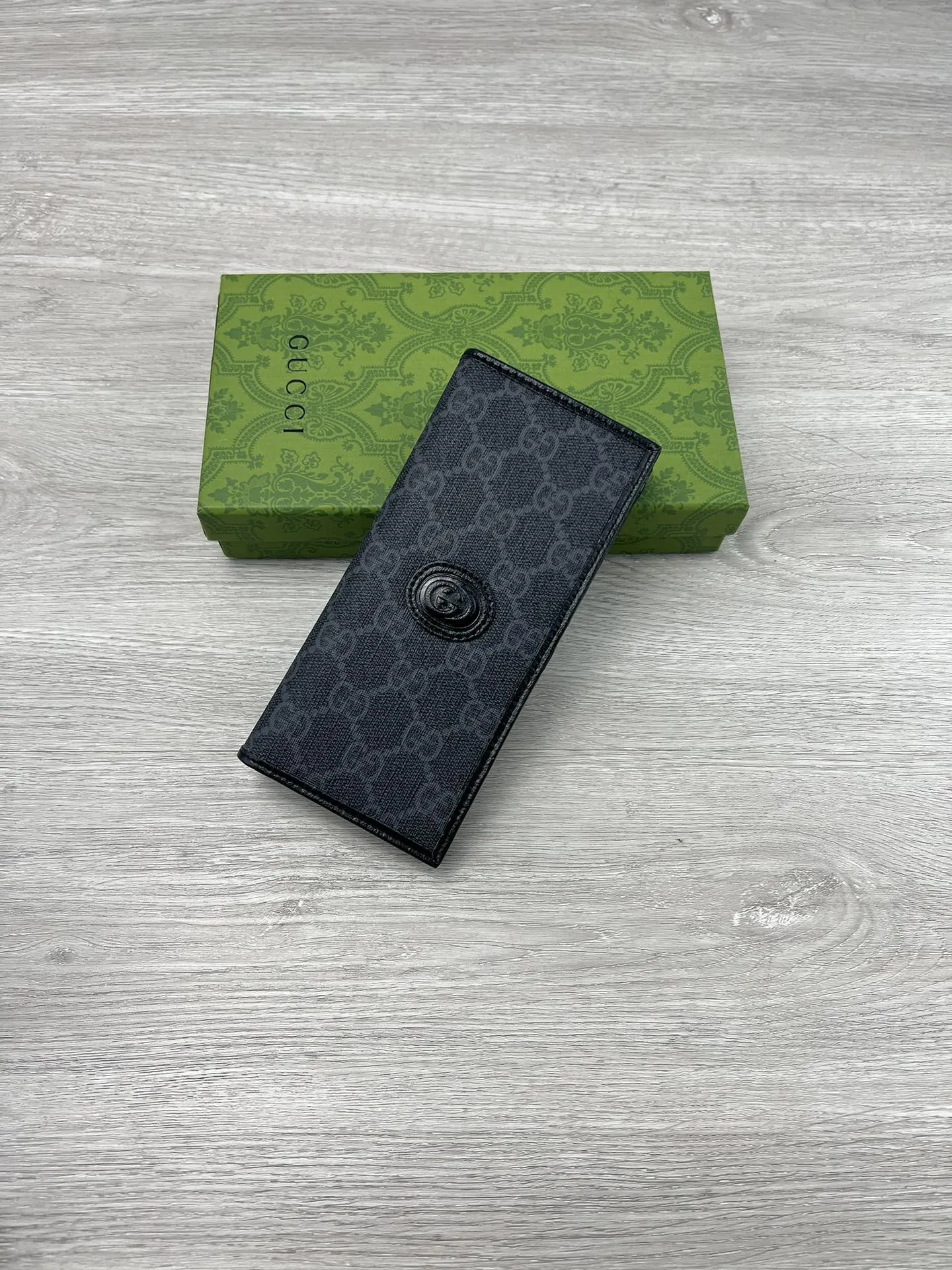 Gucci Wallets & Purse-667