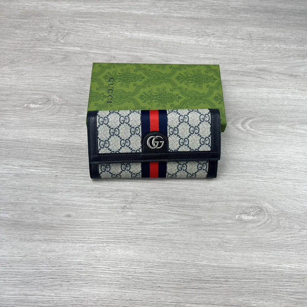 Gucci Wallets & Purse-679