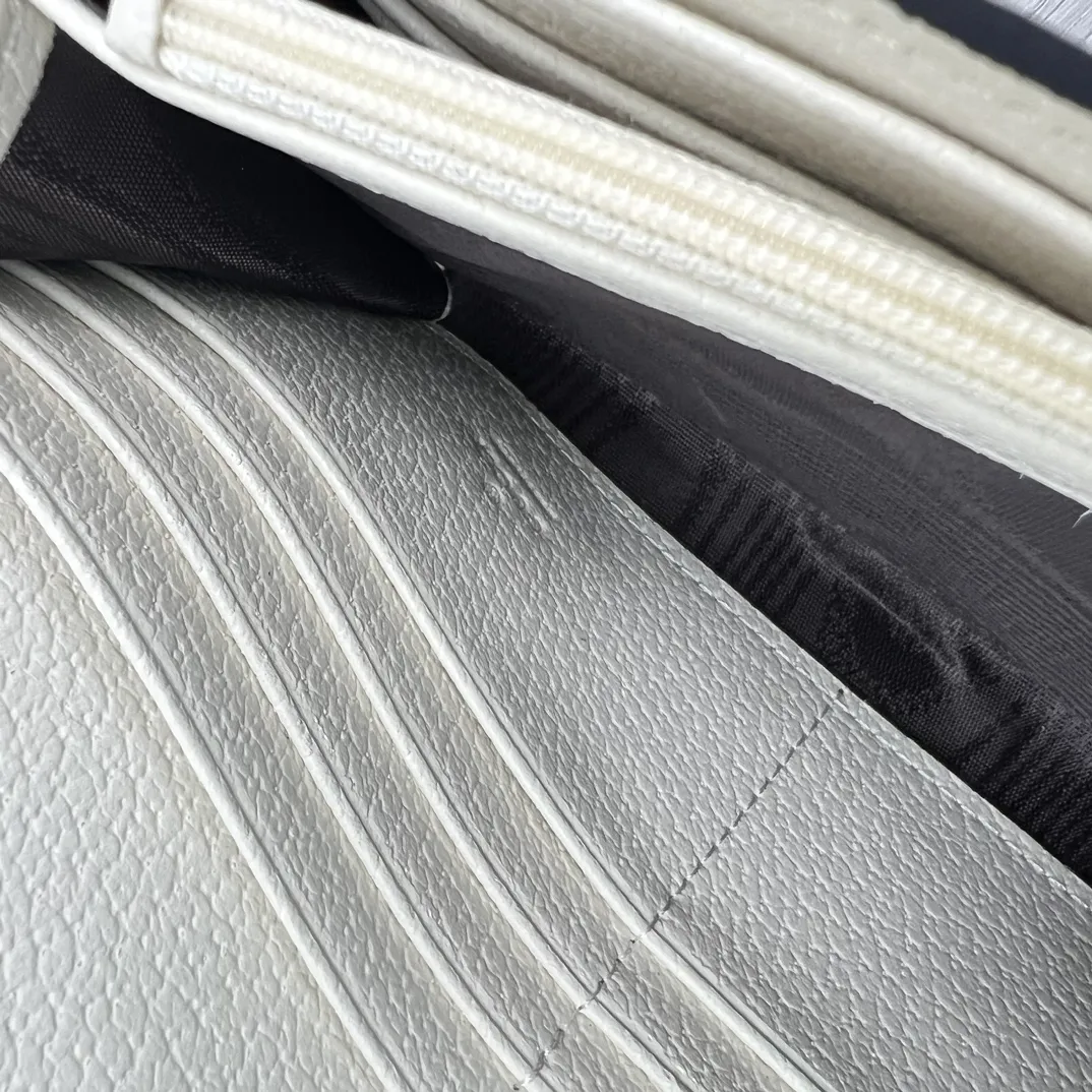 Gucci Wallets & Purse-681 - Image 9