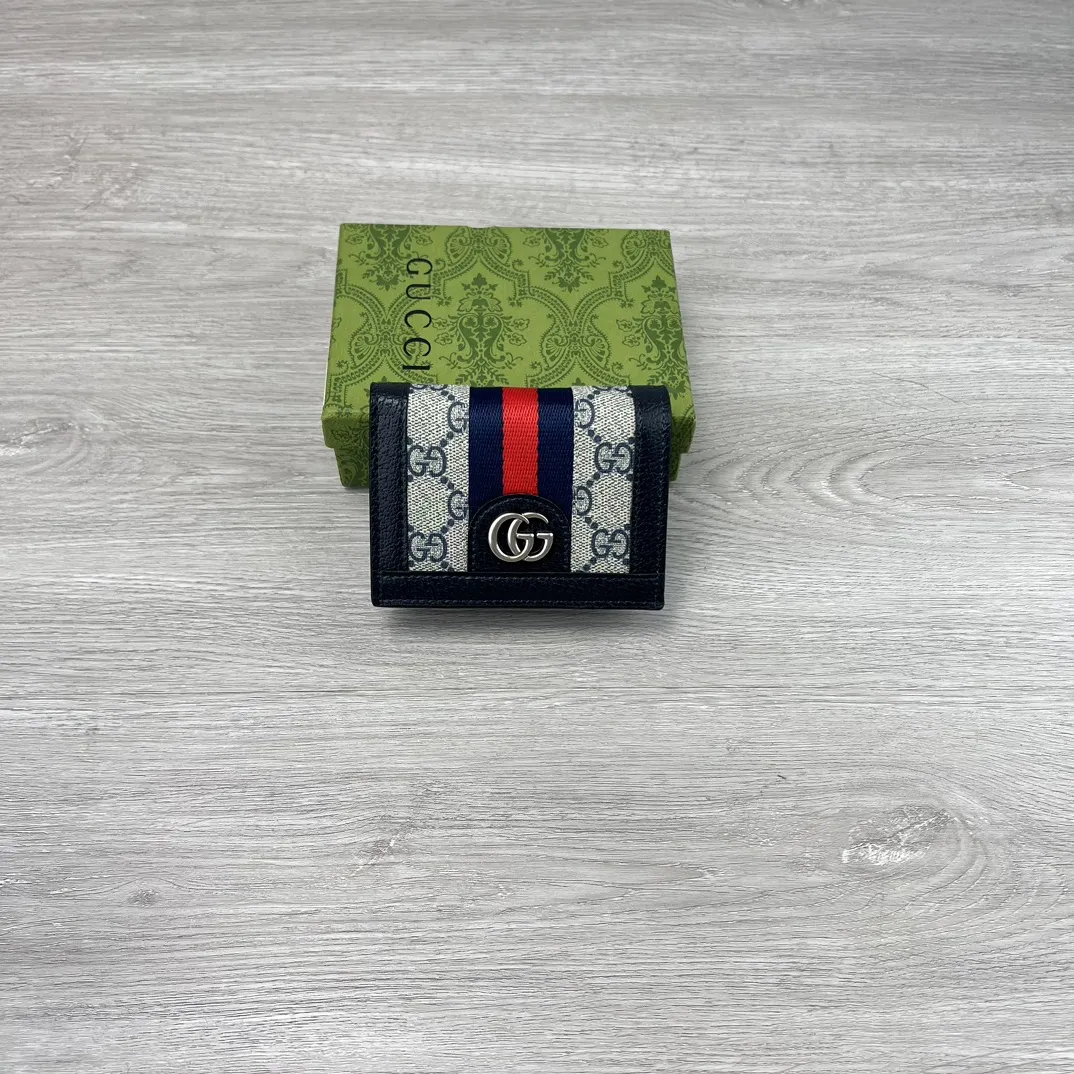 Gucci Wallets & Purse-689