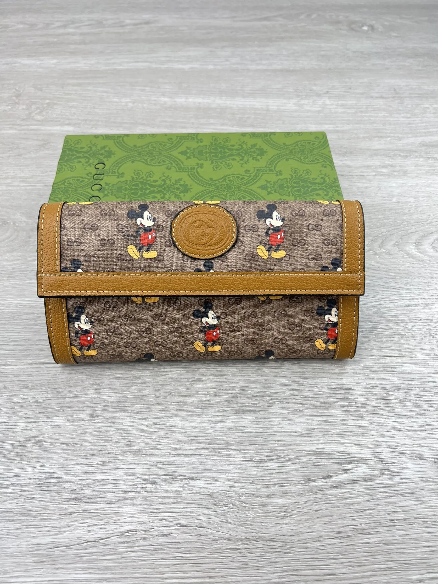 Gucci Wallets & Purse-697