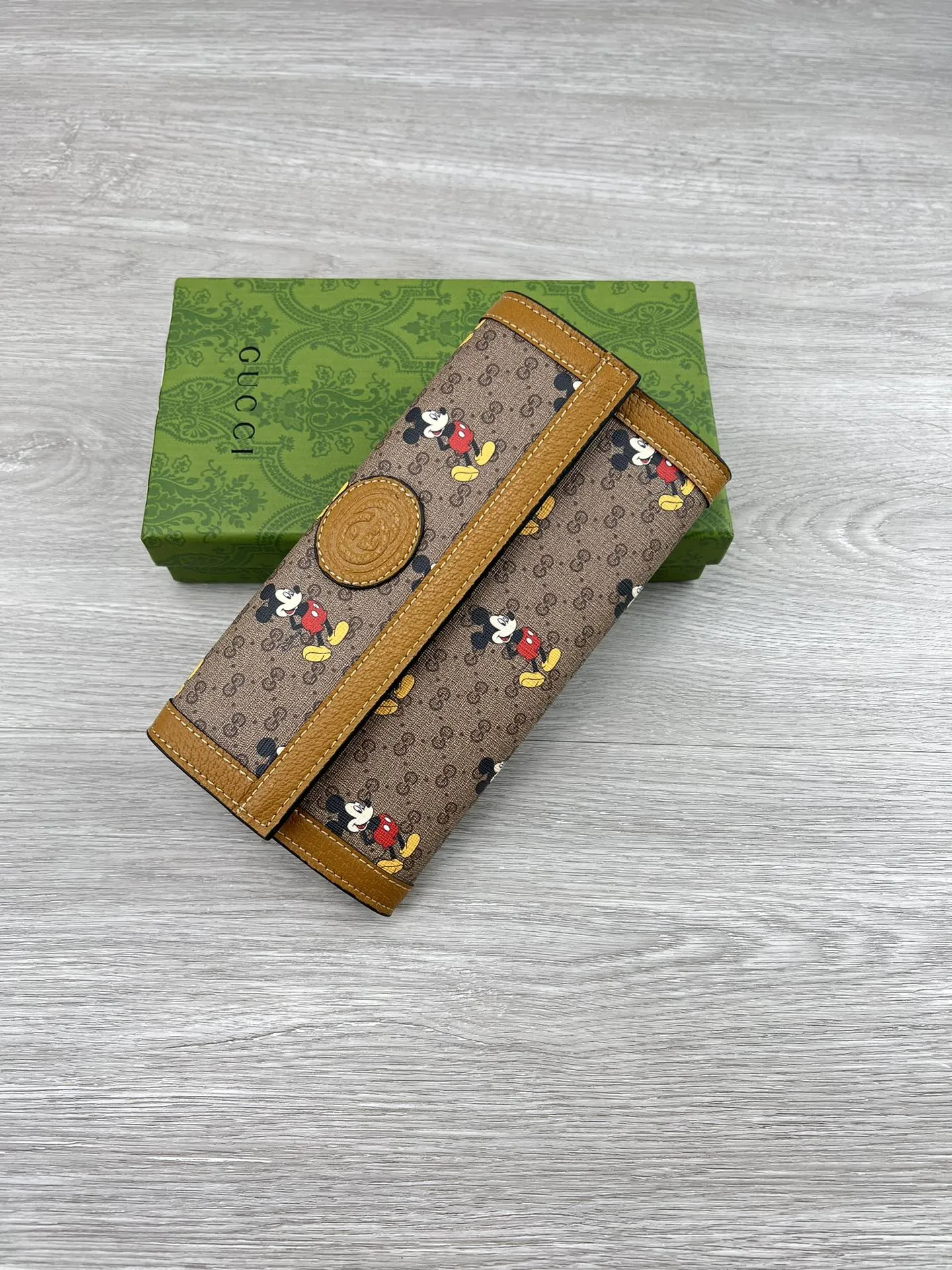 Alternative view of Gucci Wallets & Purse-697