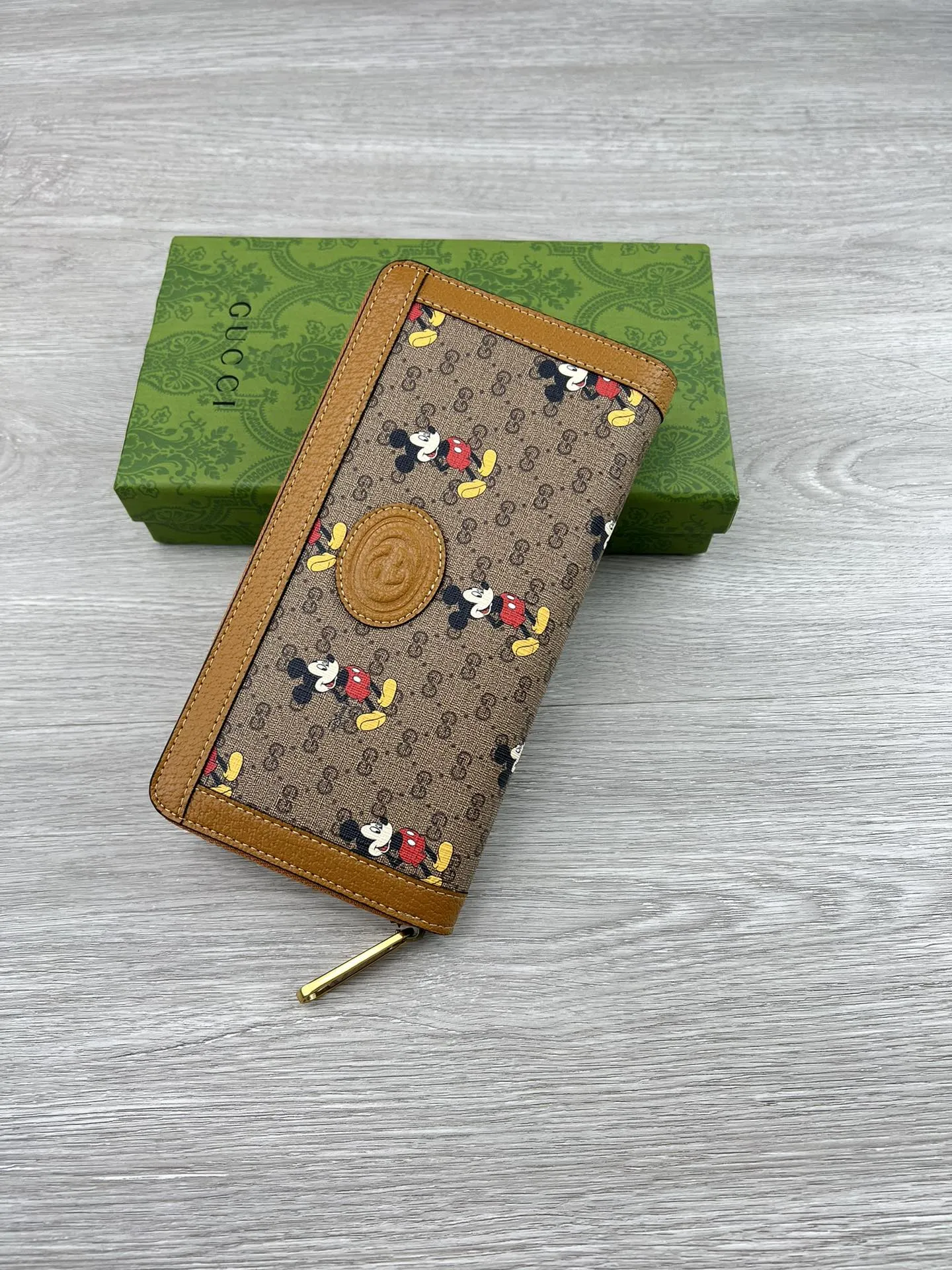 Alternative view of Gucci Wallets & Purse-698