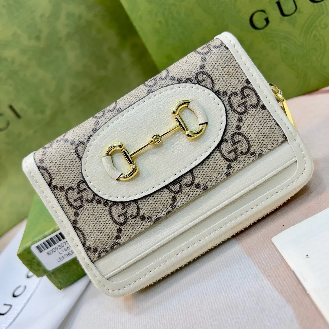 Gucci Wallets & Purse-749