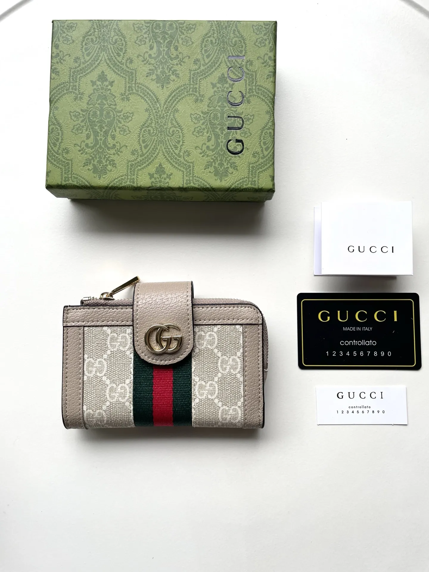 Gucci Wallets & Purse-759