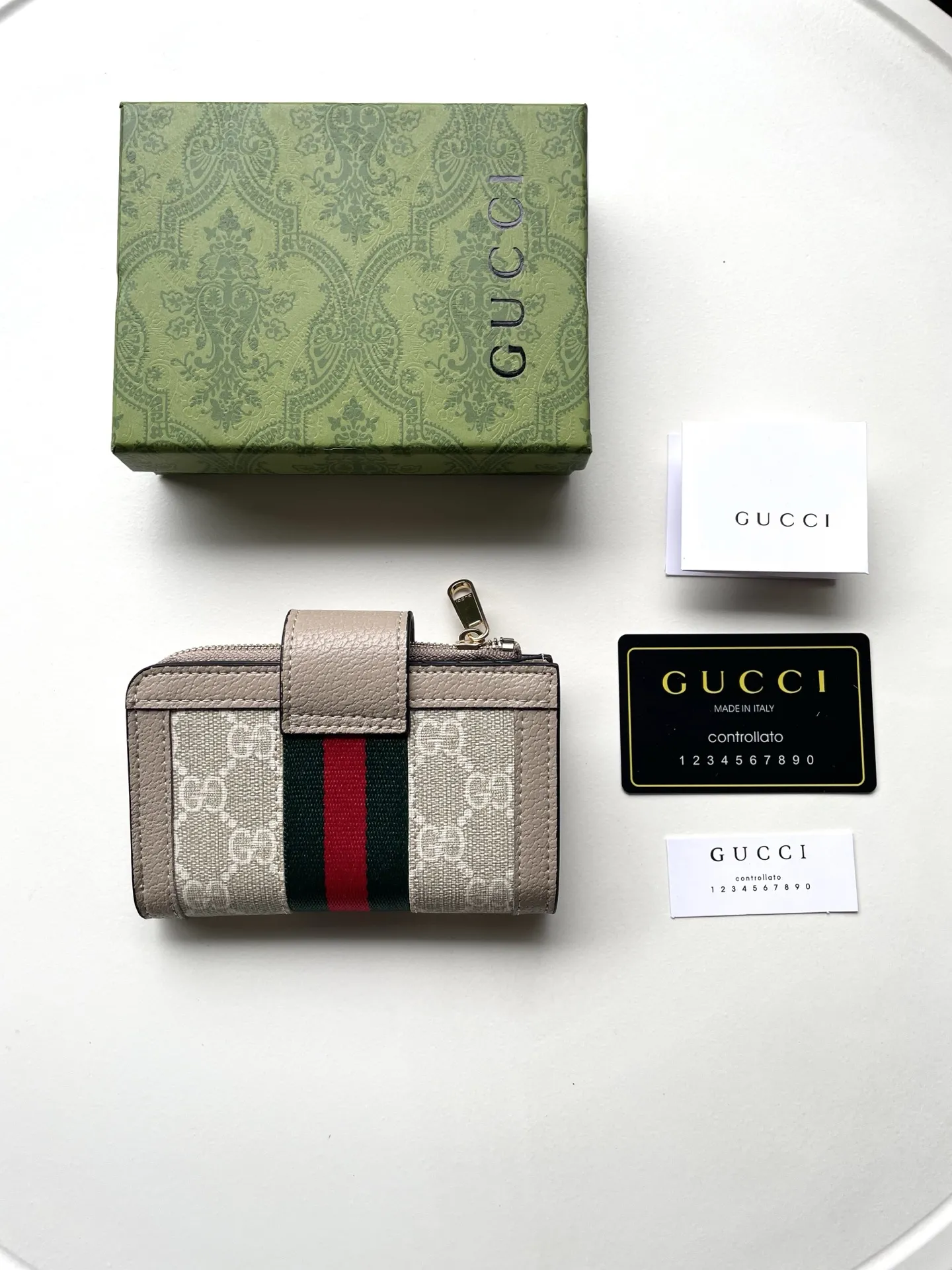 Alternative view of Gucci Wallets & Purse-759