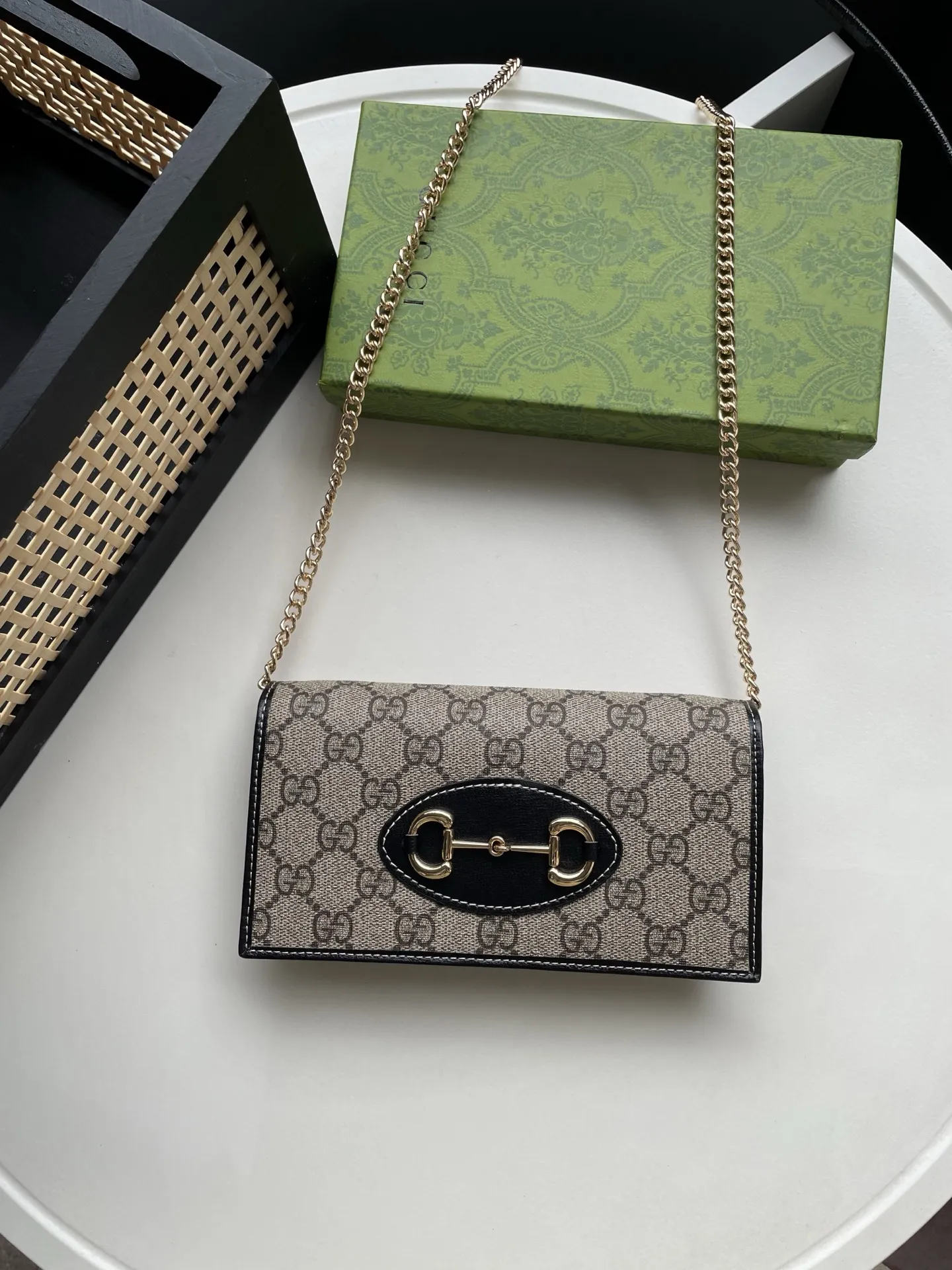 Gucci Wallets & Purse-764