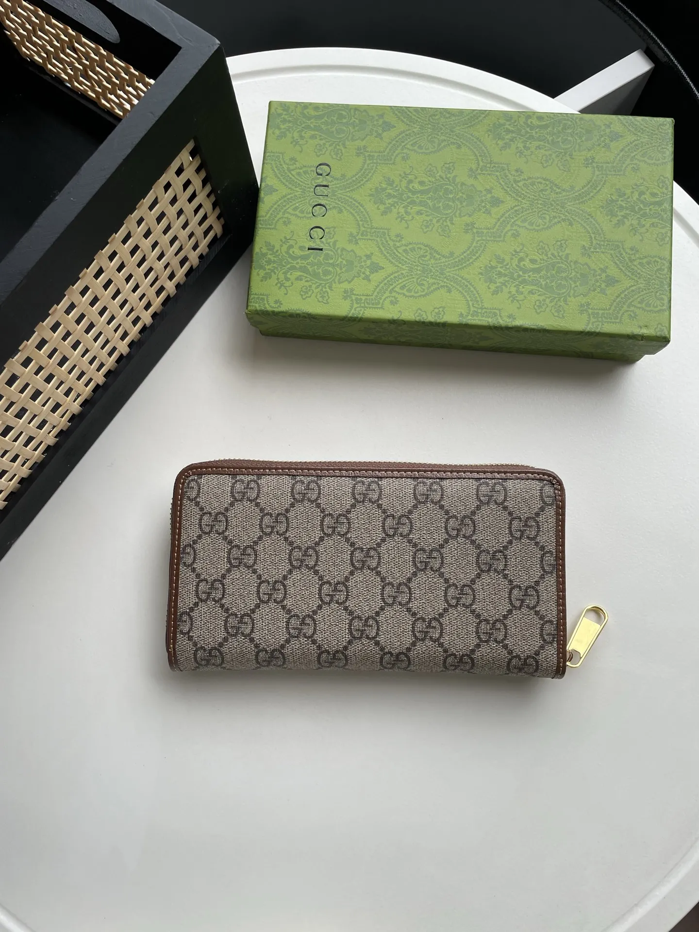 Alternative view of Gucci Wallets & Purse-765