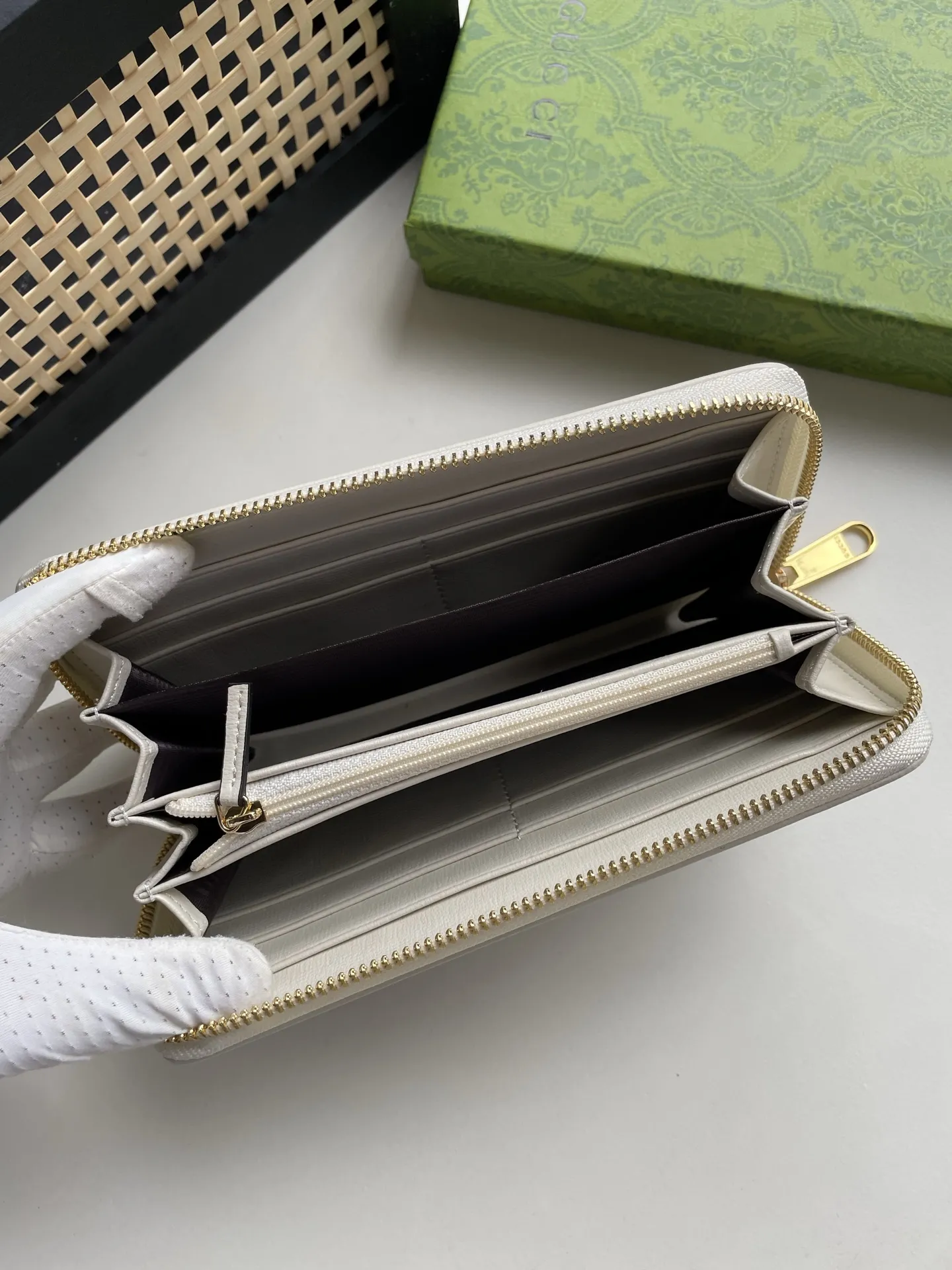 Gucci Wallets & Purse-766 - Image 8