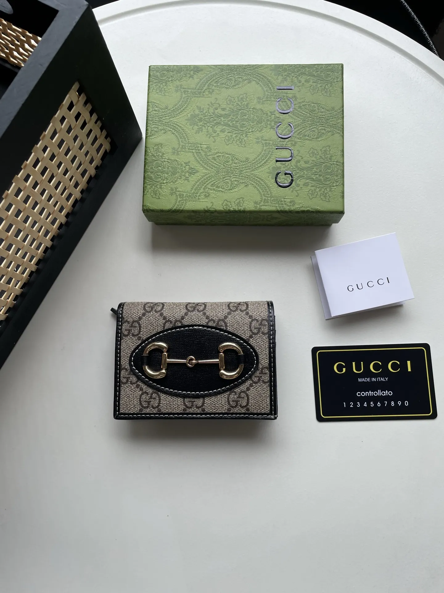 Gucci Wallets & Purse-768