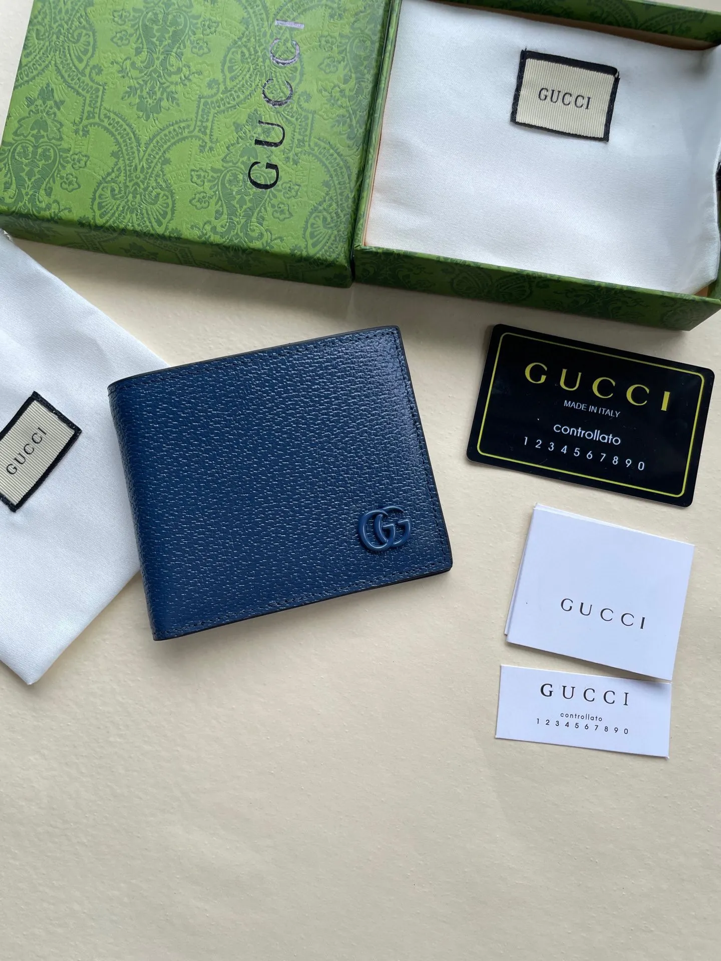 Gucci Wallets & Purse-773