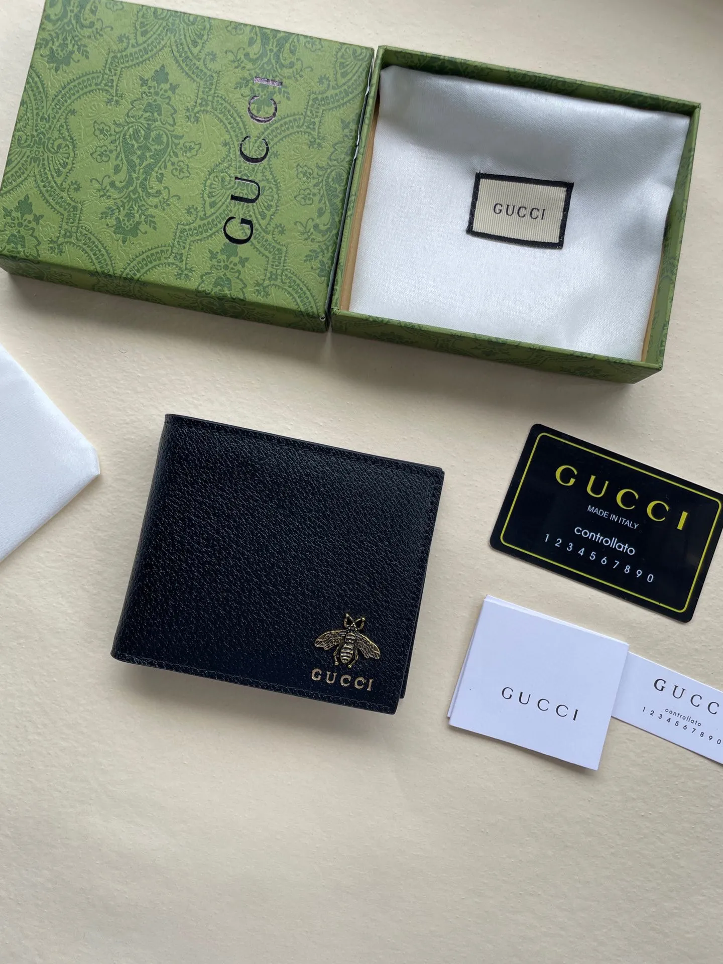 Gucci Wallets & Purse-776
