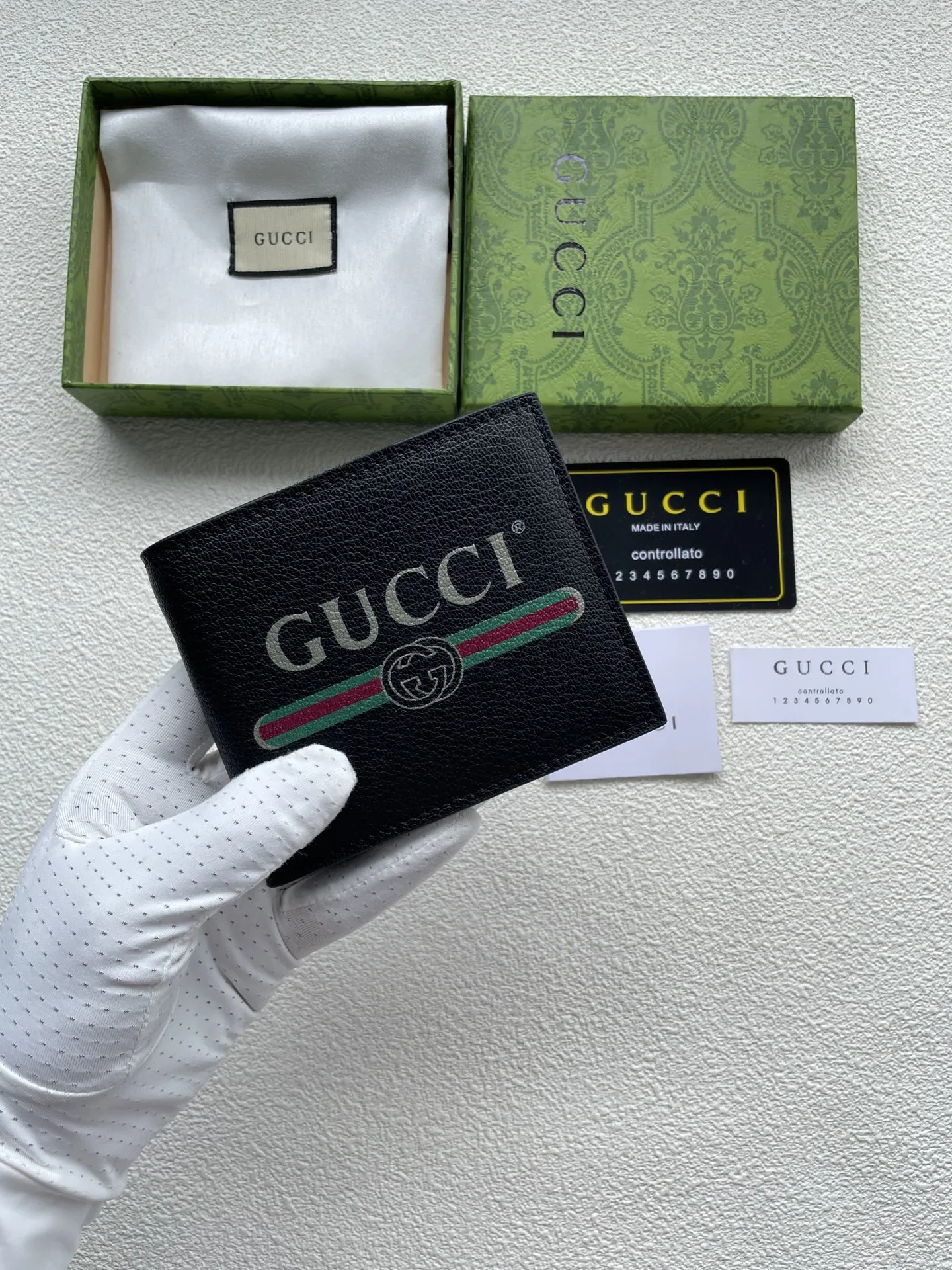 Gucci Wallets & Purse-779