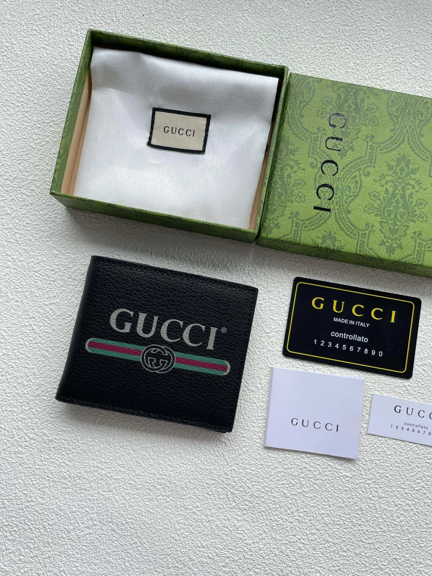 Alternative view of Gucci Wallets & Purse-779