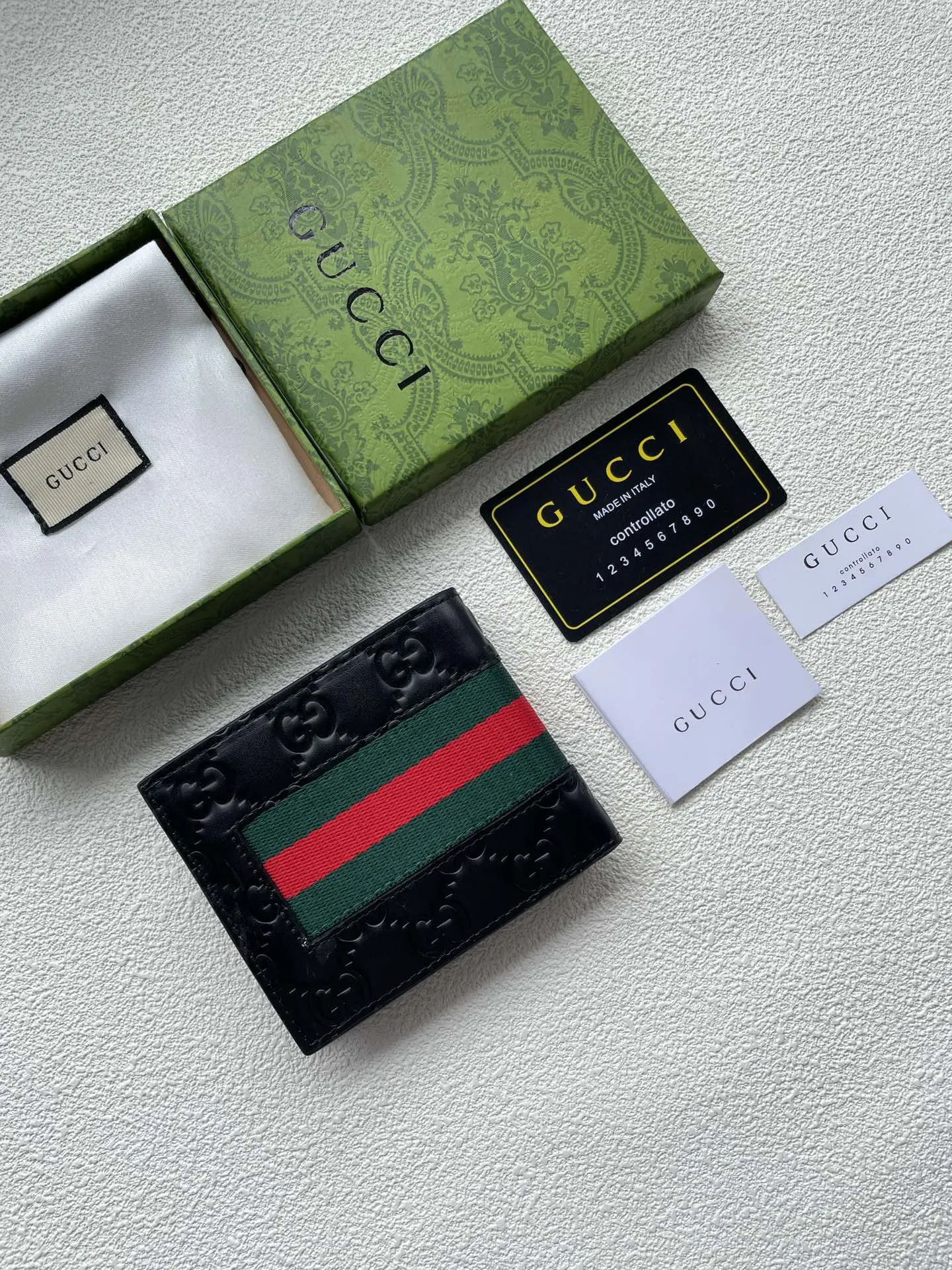Alternative view of Gucci Wallets & Purse-780