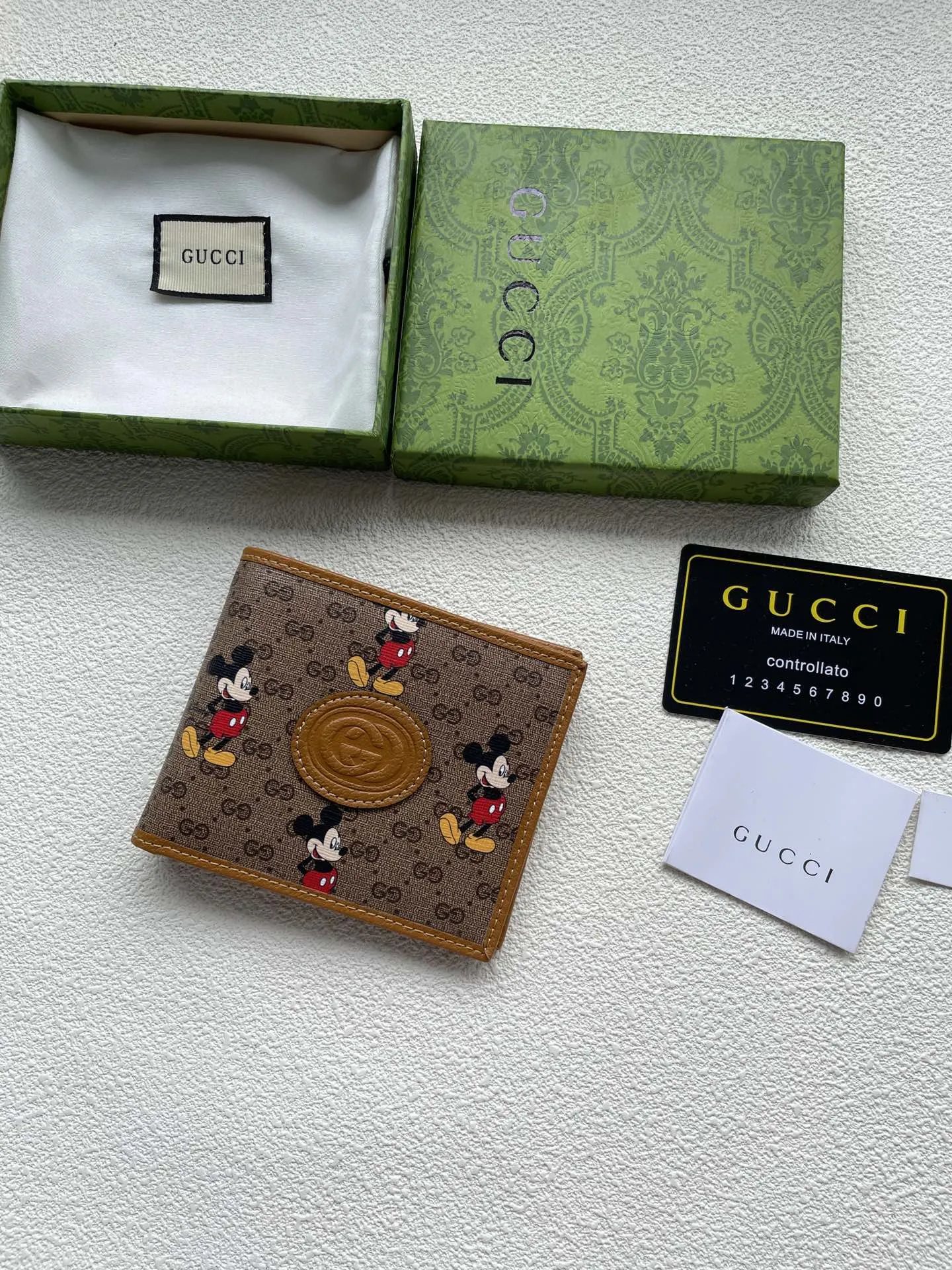 Alternative view of Gucci Wallets & Purse-781