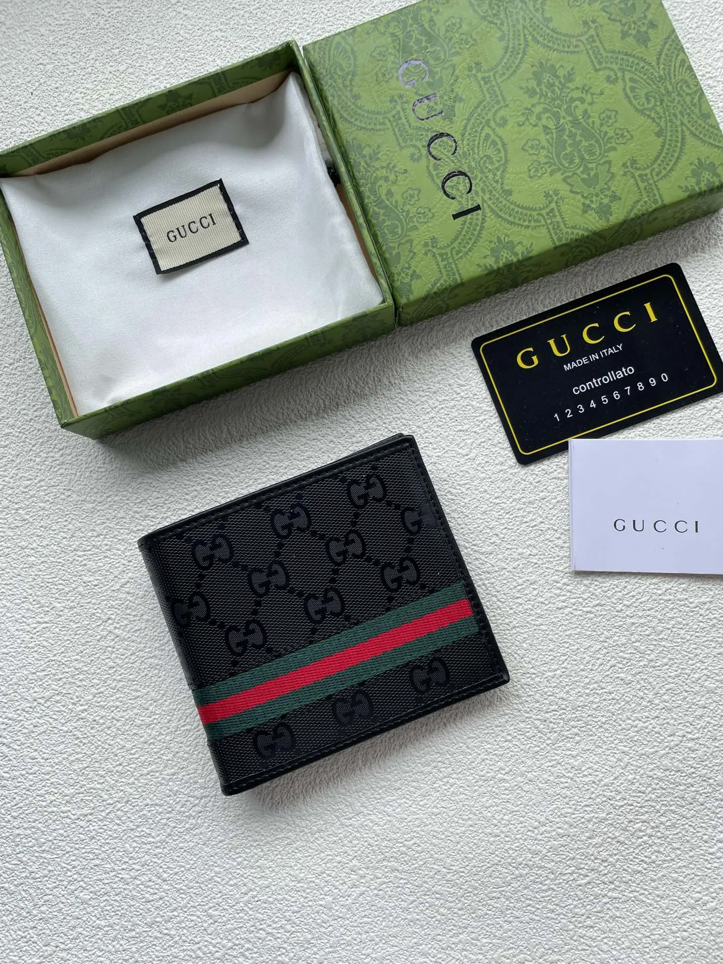 Gucci Wallets & Purse-787