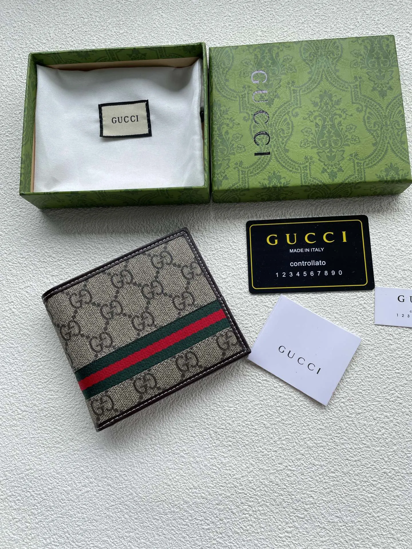 Gucci Wallets & Purse-789