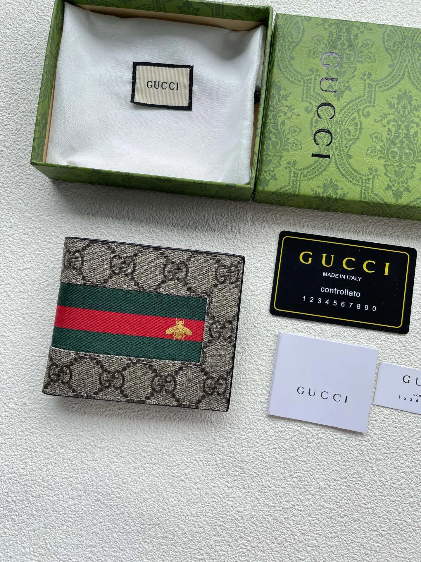 Gucci Wallets & Purse-791