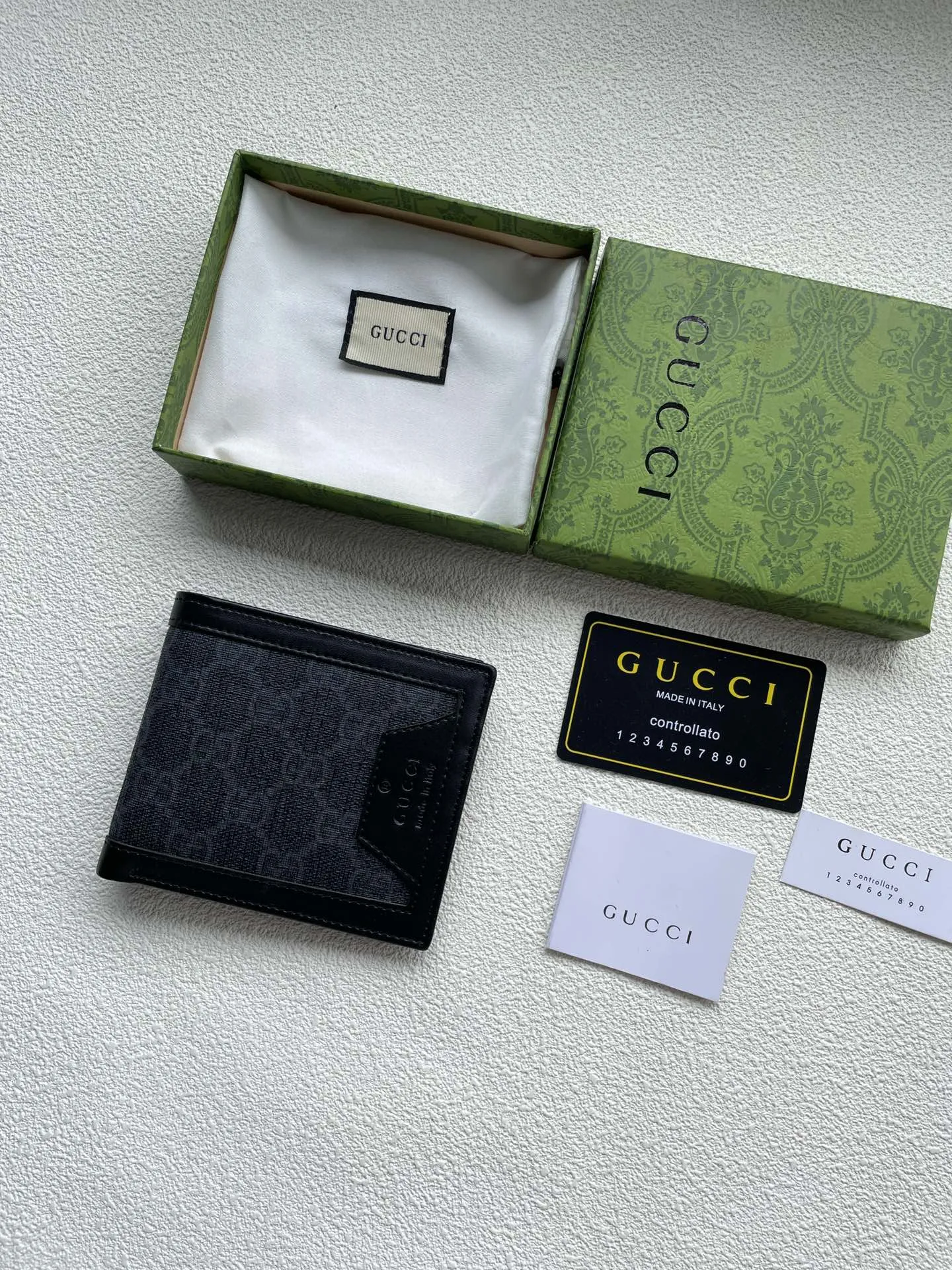 Gucci Wallets & Purse-792