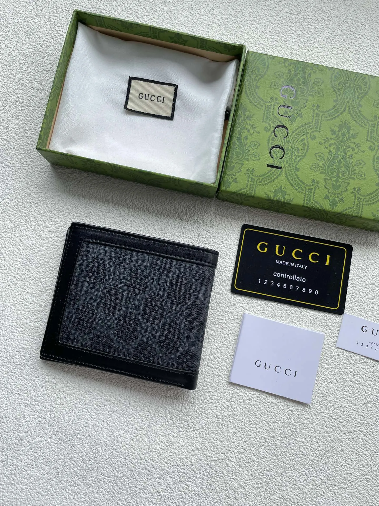 Alternative view of Gucci Wallets & Purse-792