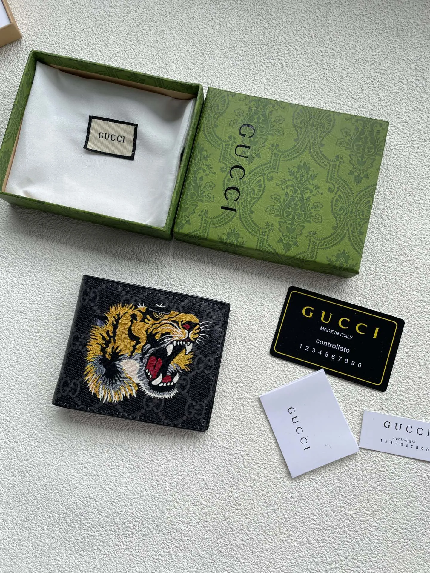 Gucci Wallets & Purse-795