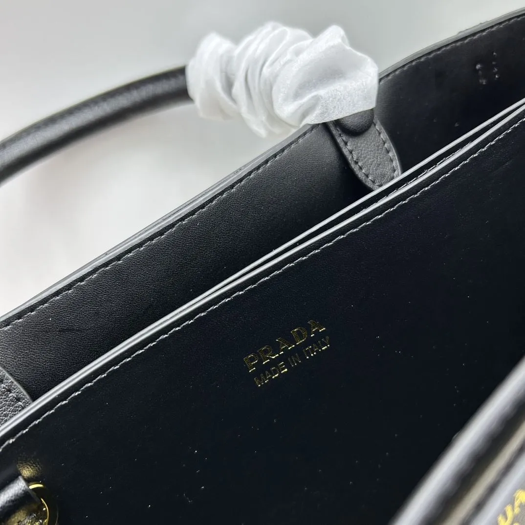 Prada Clutch Bags-29 - Image 8