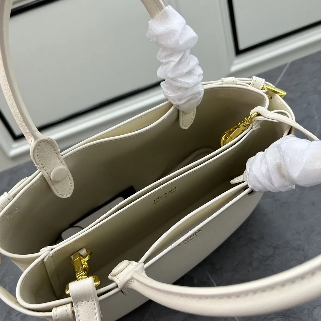 Prada Clutch Bags-30 - Image 7