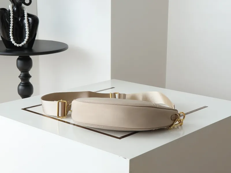Alternative view of Prada Satchel Bags-226