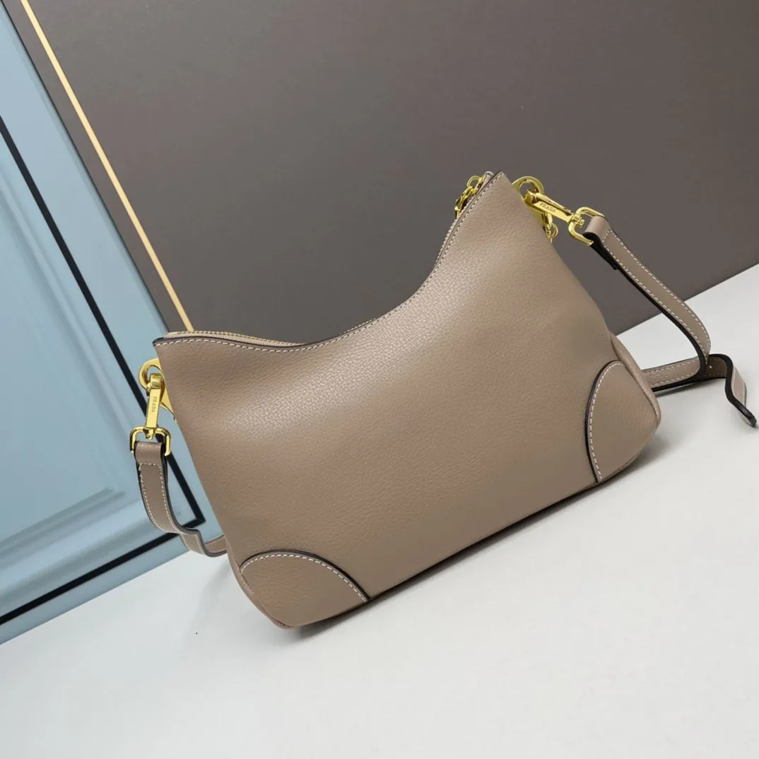 Alternative view of Prada Satchel Bags-701