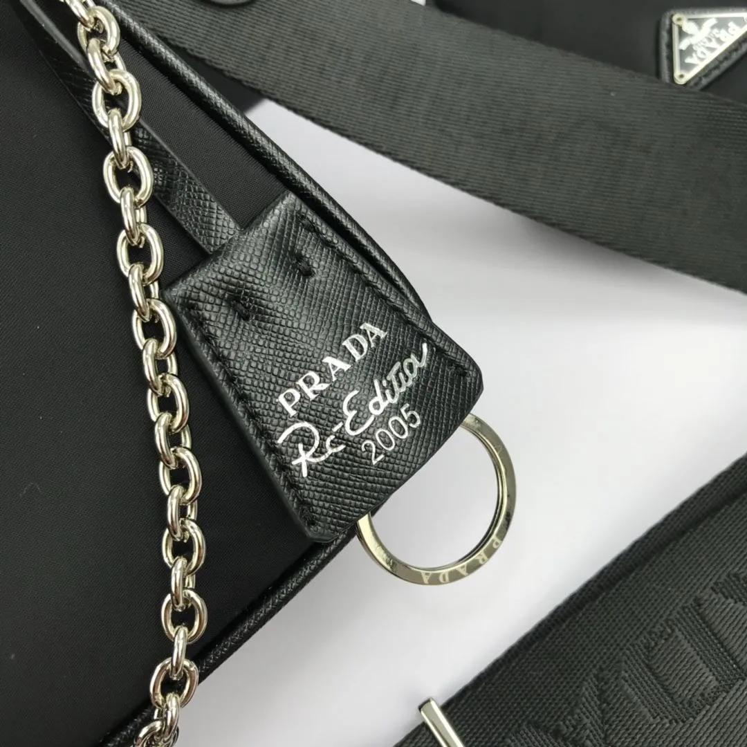 Alternative view of Prada Satchel Bags-724