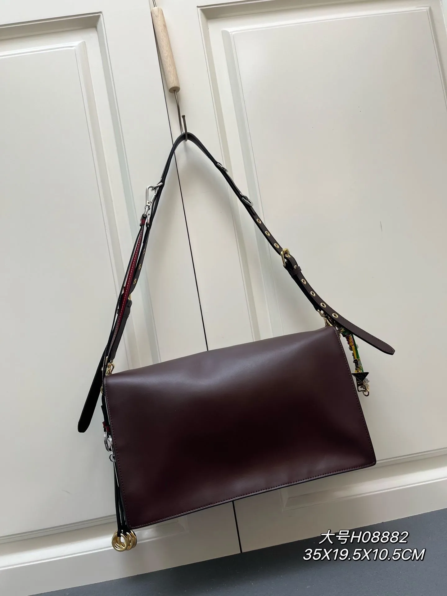 Alternative view of Prada Satchel Bags-738