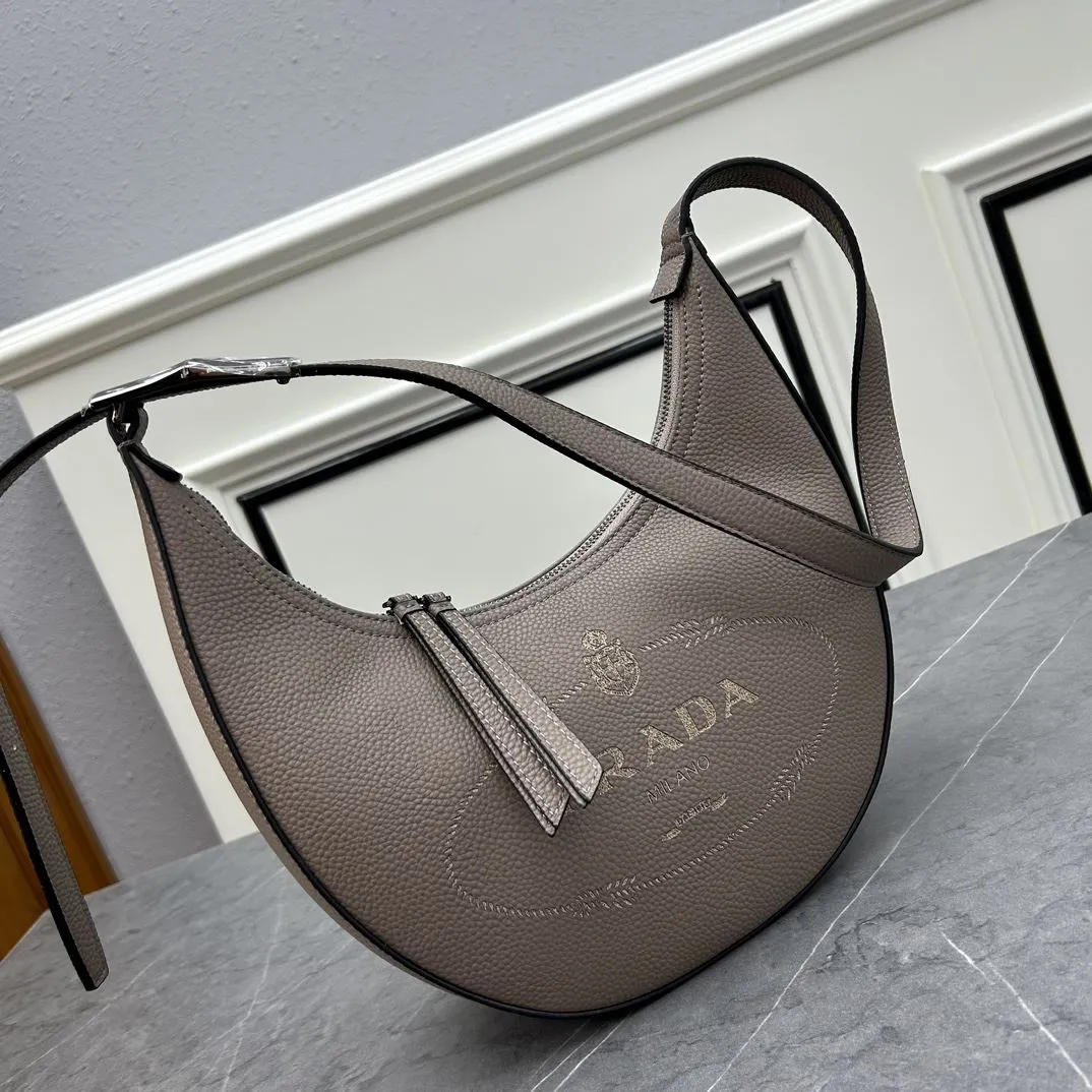 Alternative view of Prada Satchel Bags-757