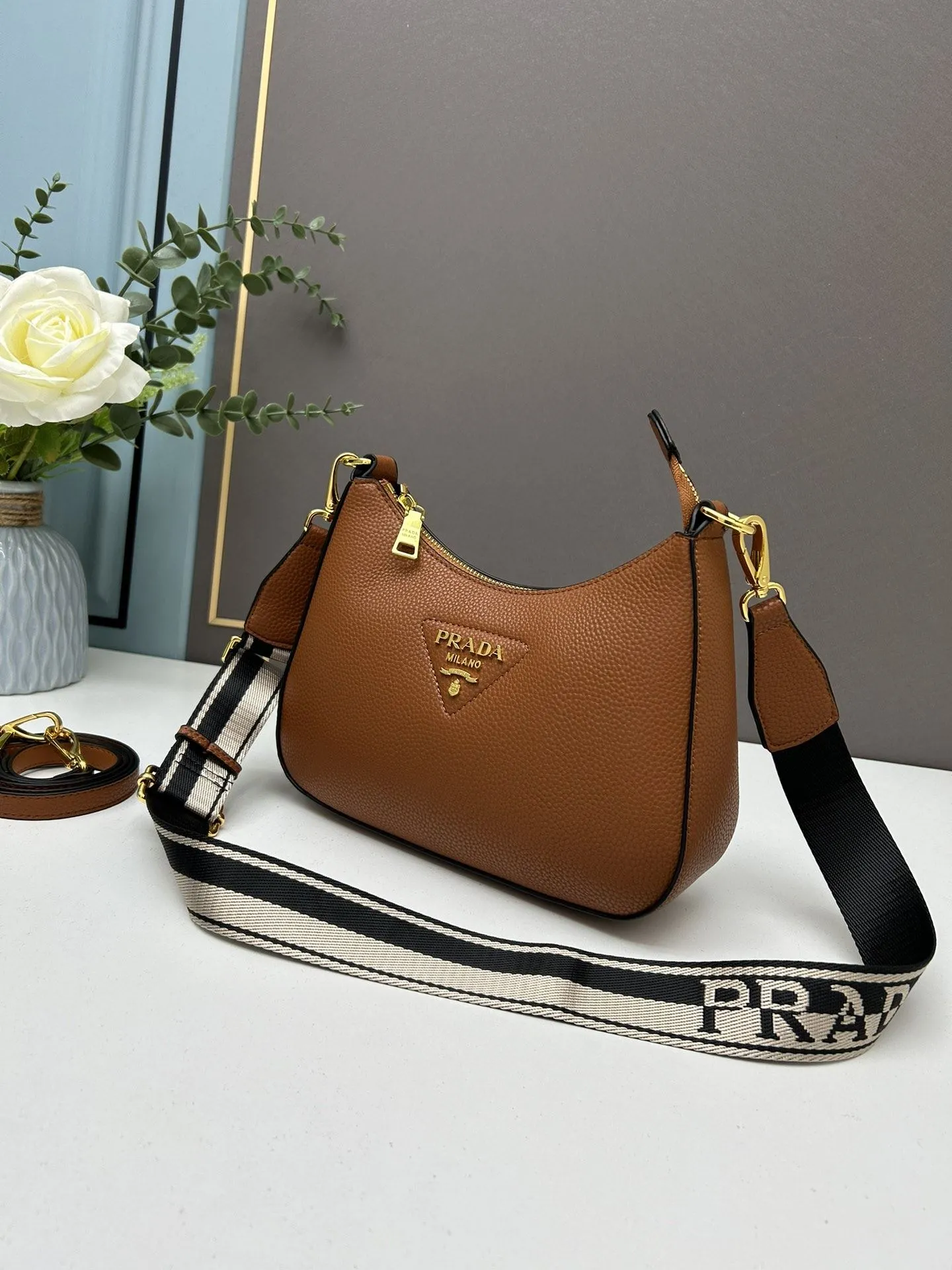 Alternative view of Prada Satchel Bags-762