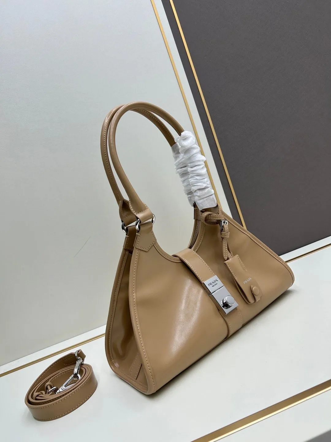 Alternative view of Prada Satchel Bags-827